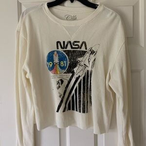 NASA cropped thermal shirt